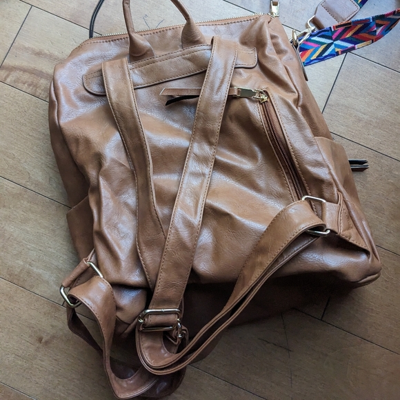 Backpack - Picture 2 of 3